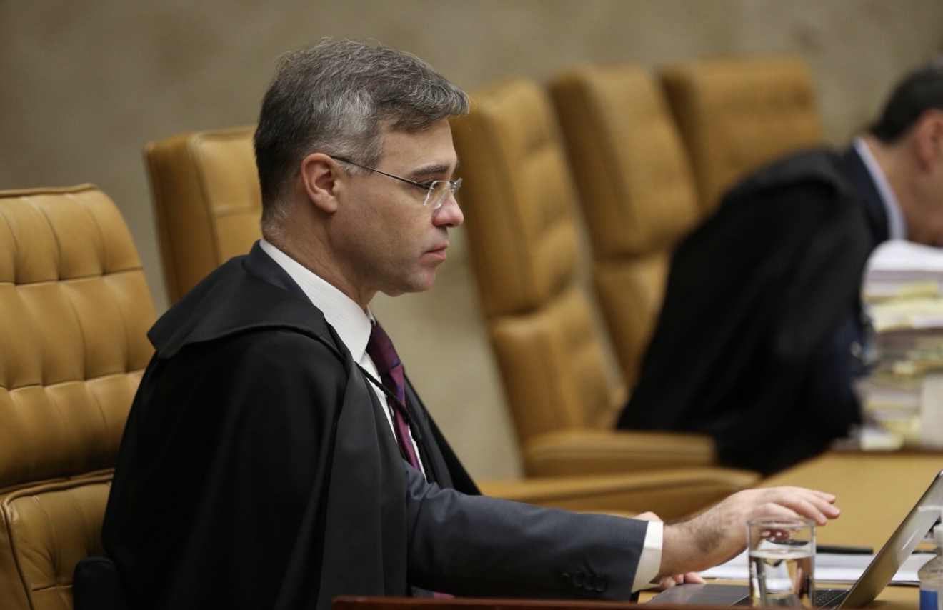 Após tensão no STF, Mendonça se reúne com ministros do governo Lula