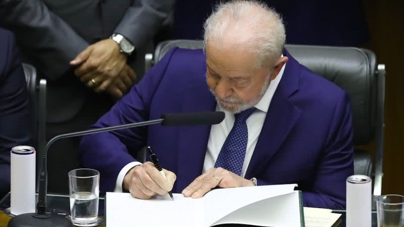 Lula lança pacote de R$ 11 bilhões para combate ao crime organizado